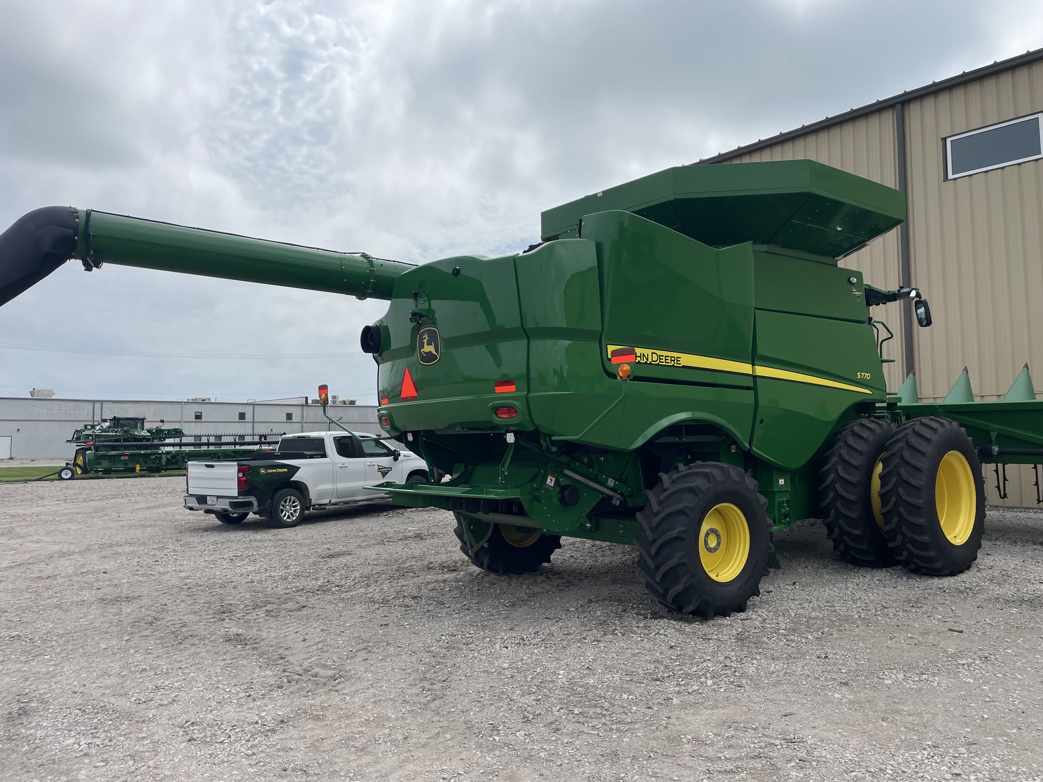 2023 John Deere S770 Image 2