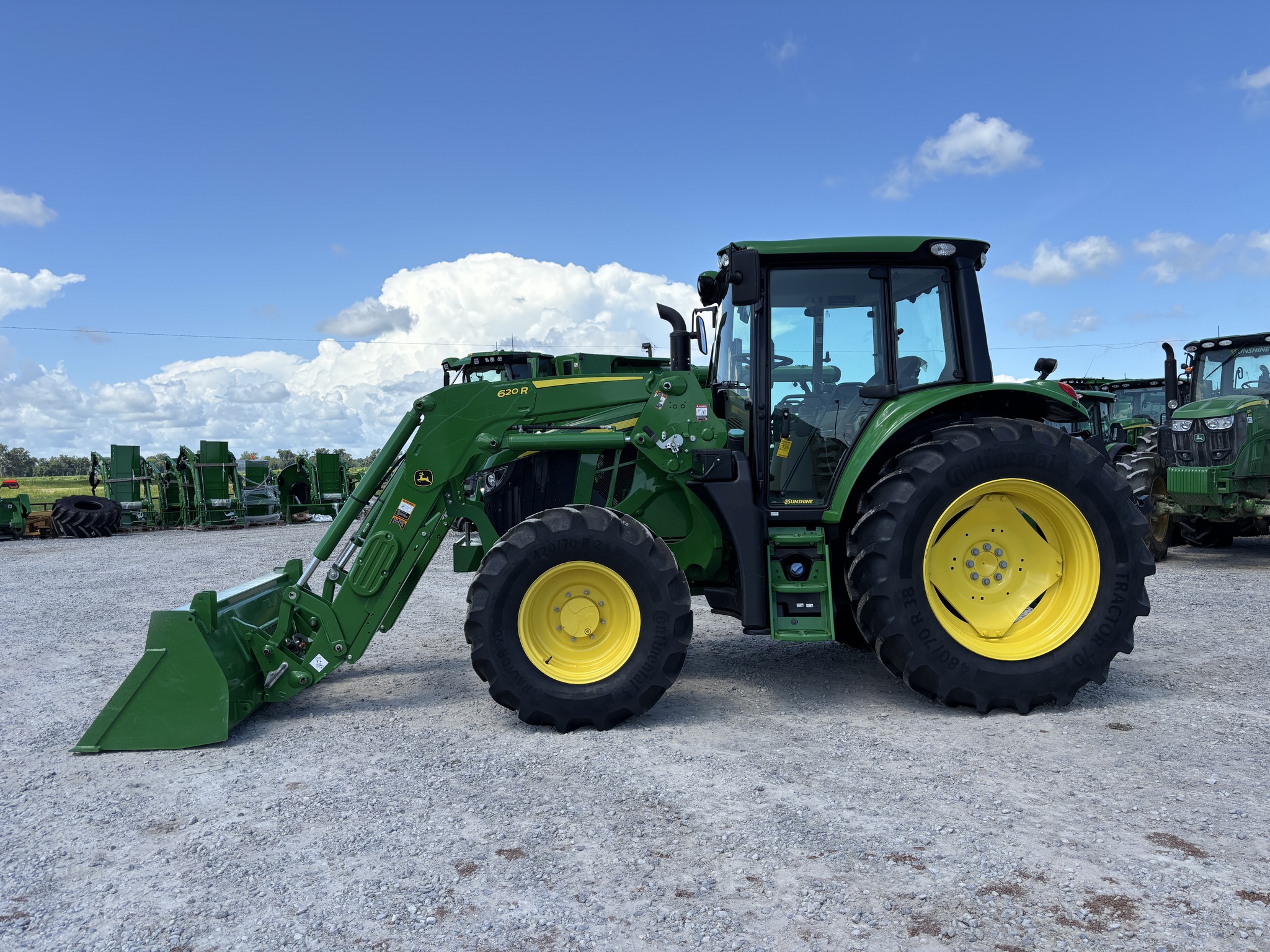 2023 John Deere 6120M Image 2