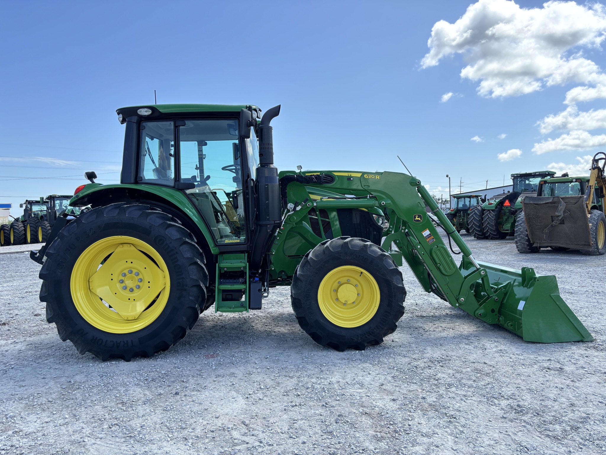 2023 John Deere 6120M Image 7