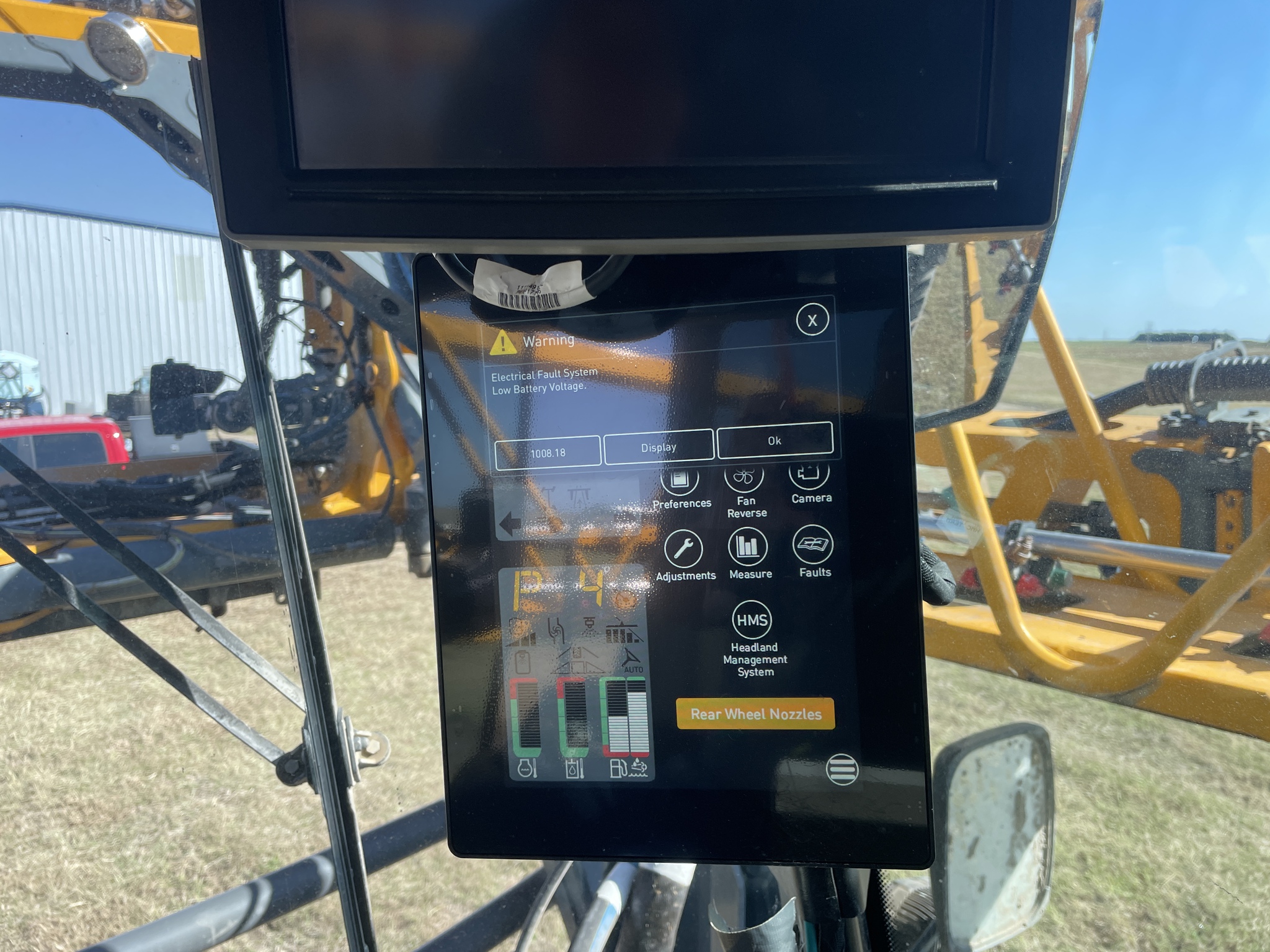 2024 Hagie STS16 Image 12