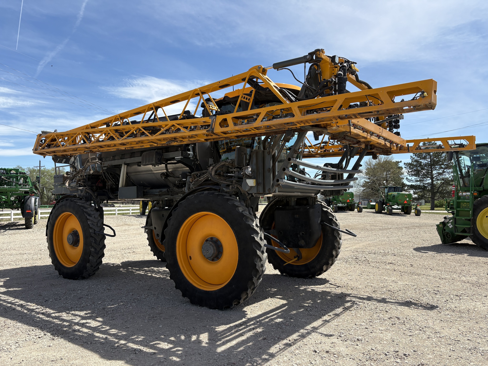 2024 Hagie STS16 Image 4