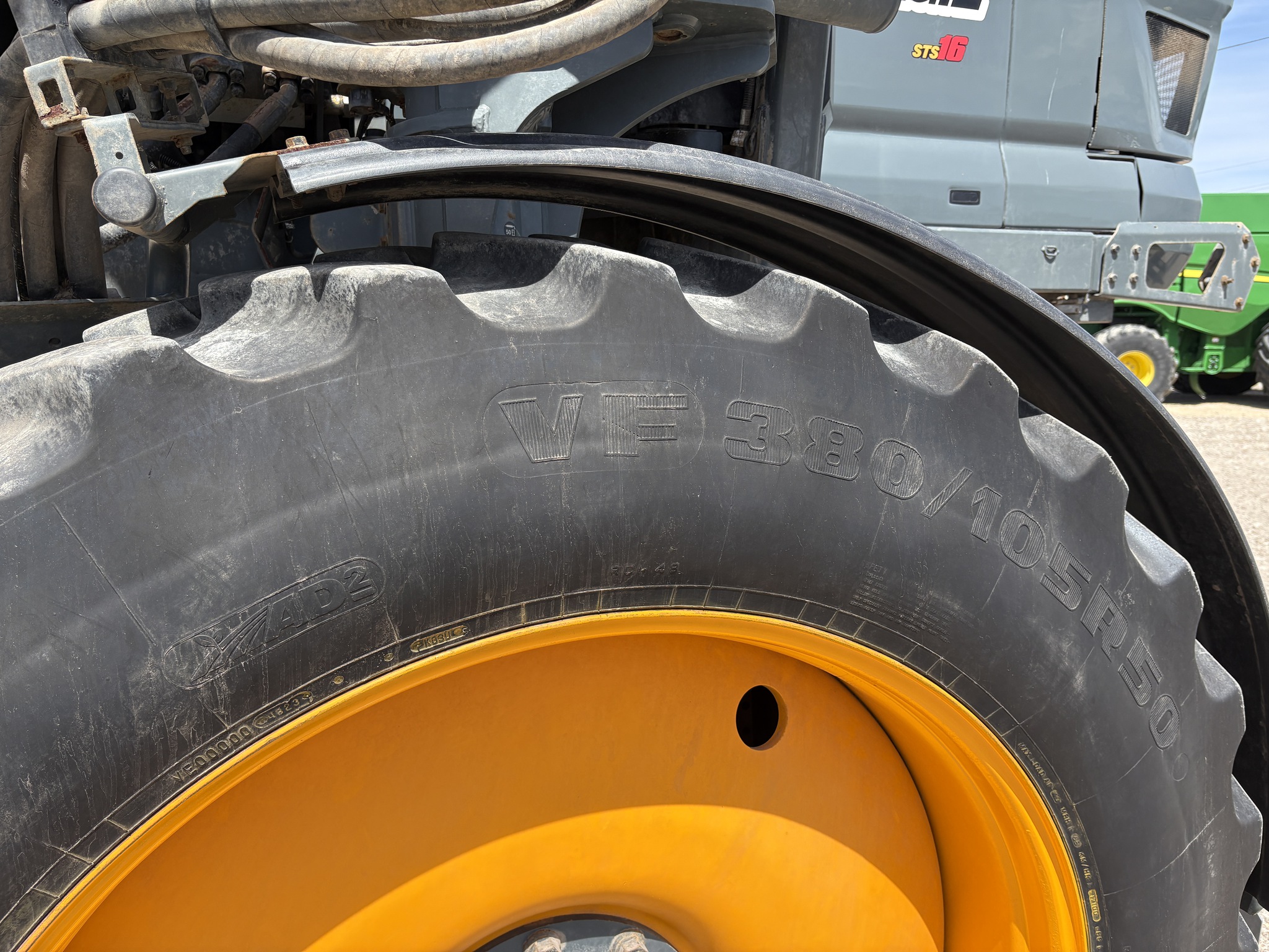 2024 Hagie STS16 Image 6