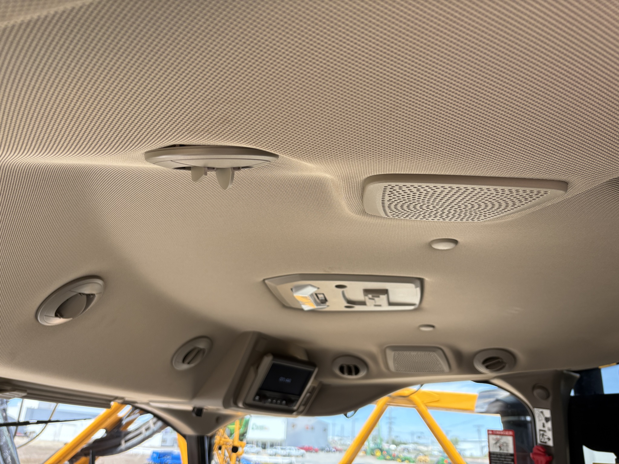 2024 Hagie STS16 Image 10