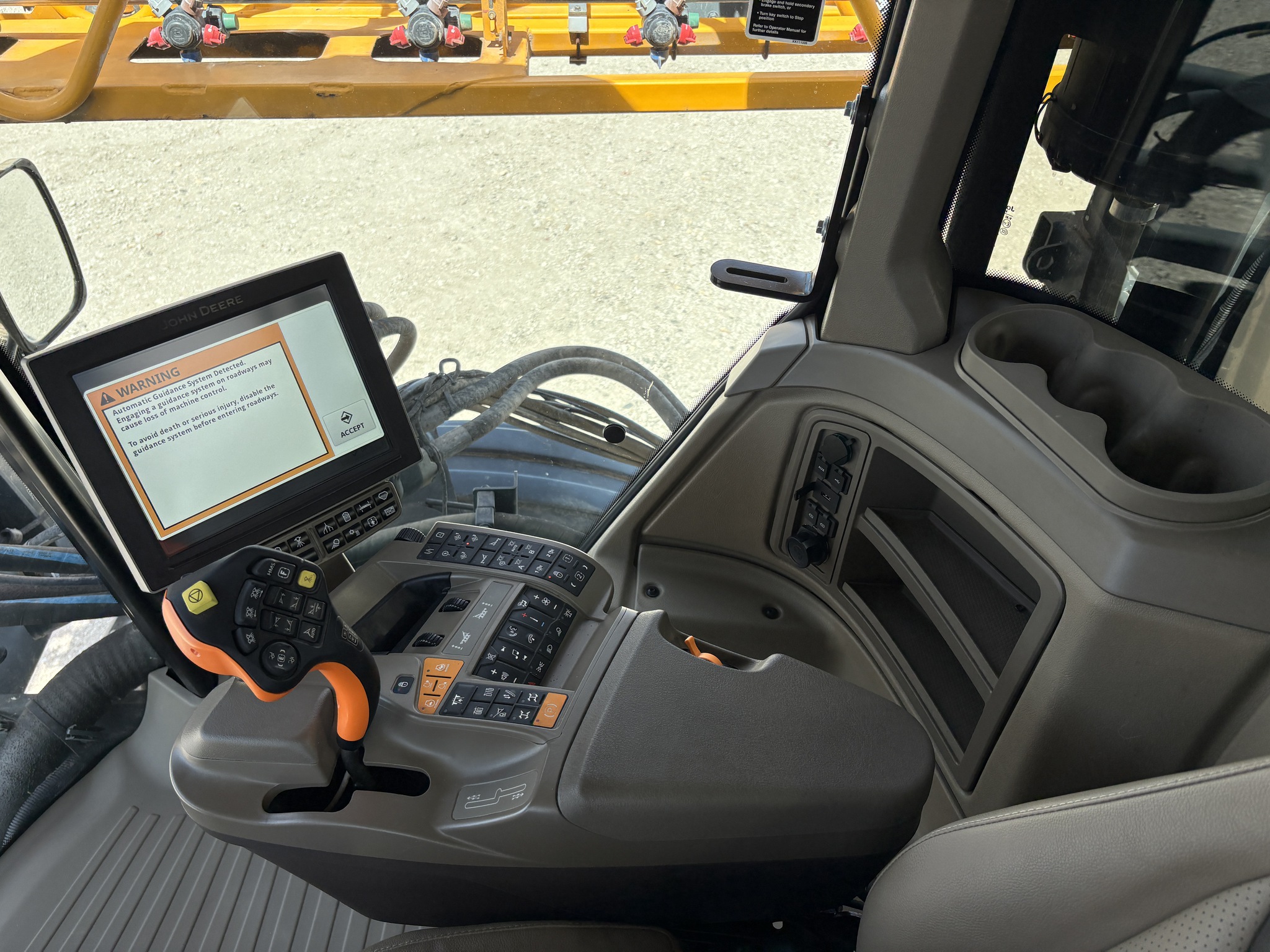 2024 Hagie STS16 Image 11