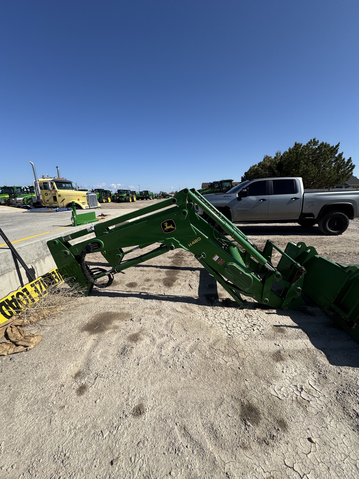 2011 John Deere H480 Image 8