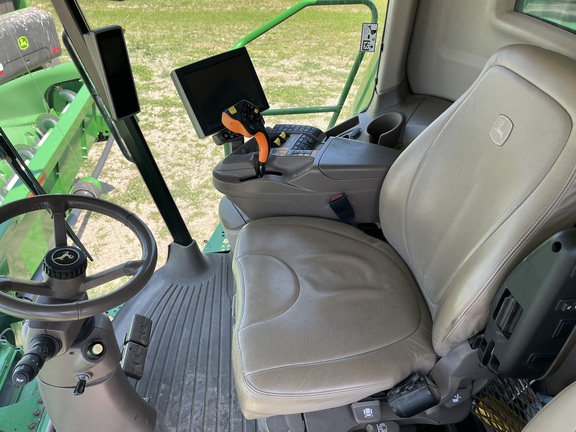 2019 John Deere S780 (20th thumbnail)