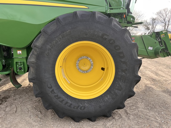 2024 John Deere S780 - Photo12