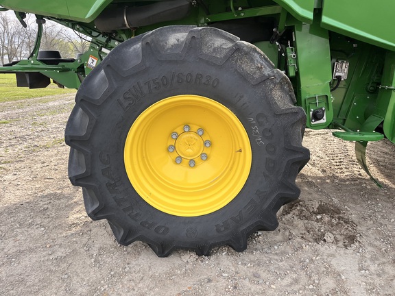 2024 John Deere S780 - Photo15