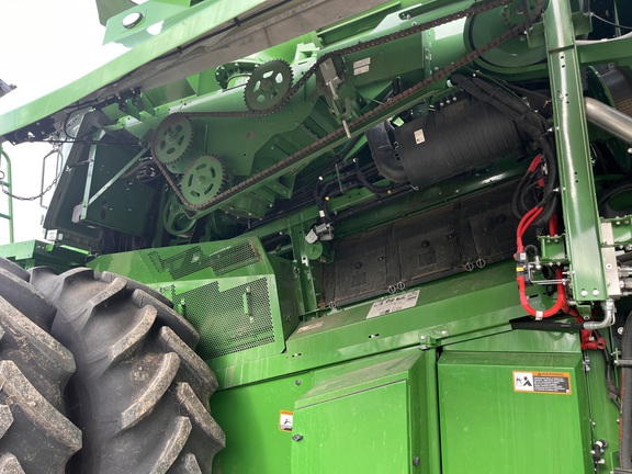2024 John Deere S780 - Photo22