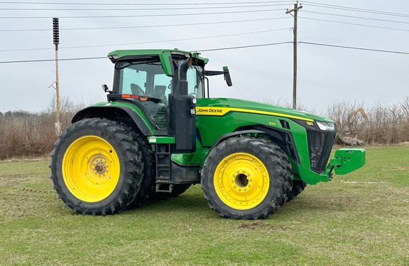 2023 John-Deere 8R 370