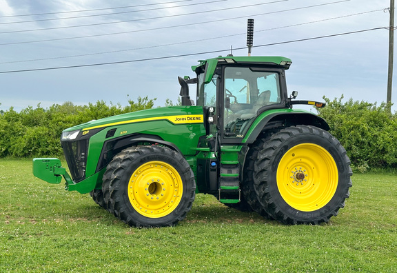 2023 John-Deere 8R 370