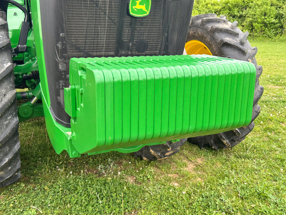 2023 John-Deere 8R 370