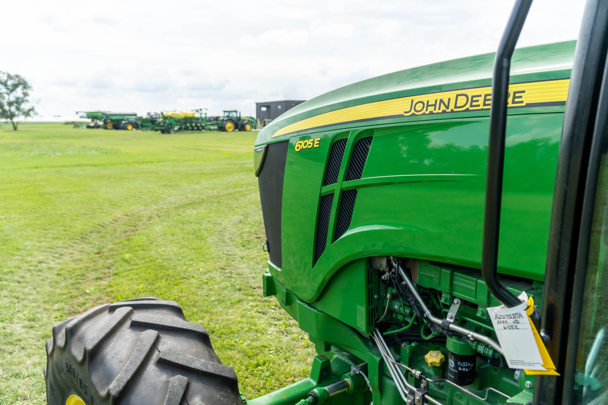 Used 2024 John Deere 6105E Cab Utility Tractors at Koenig Equipment in Anna, OH - PhotoXL19
