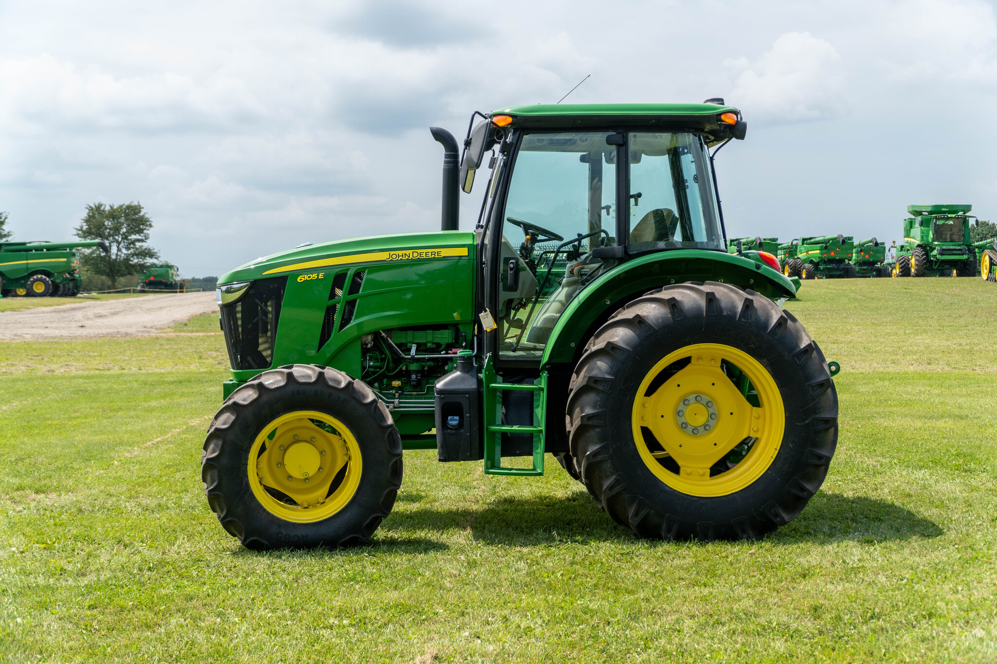 Used 2024 John Deere 6105E Cab Utility Tractors at Koenig Equipment in Anna, OH - PhotoXL1