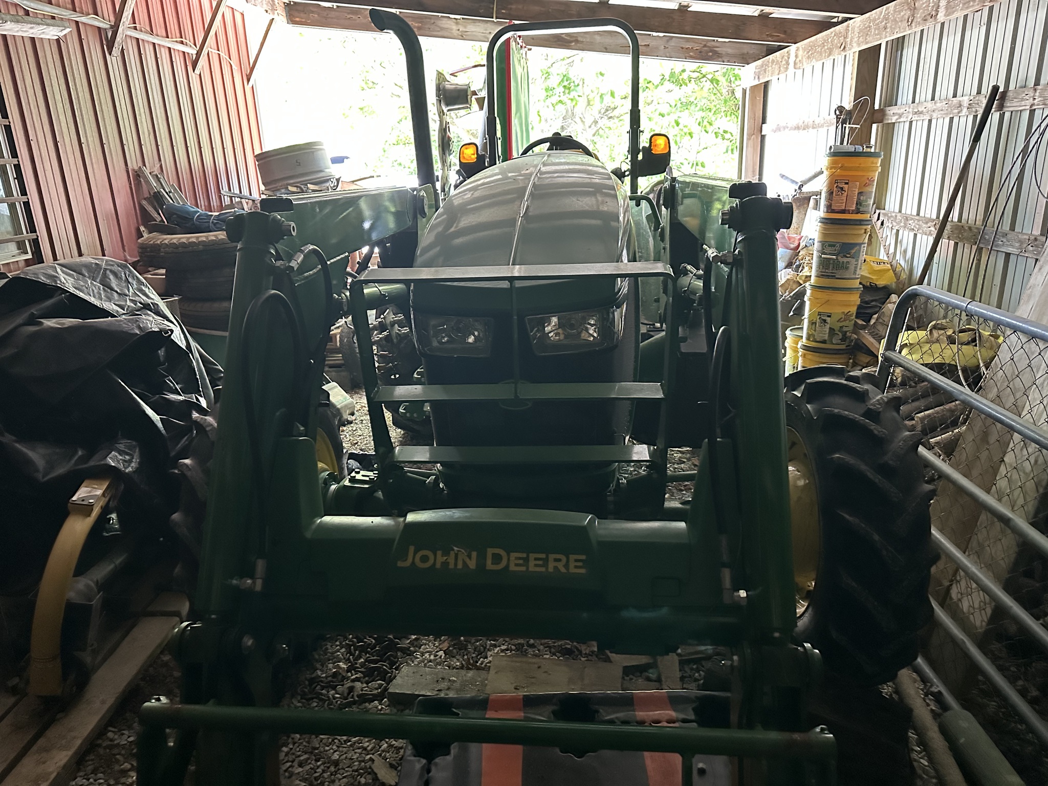 2019 John Deere 5090E Image 2