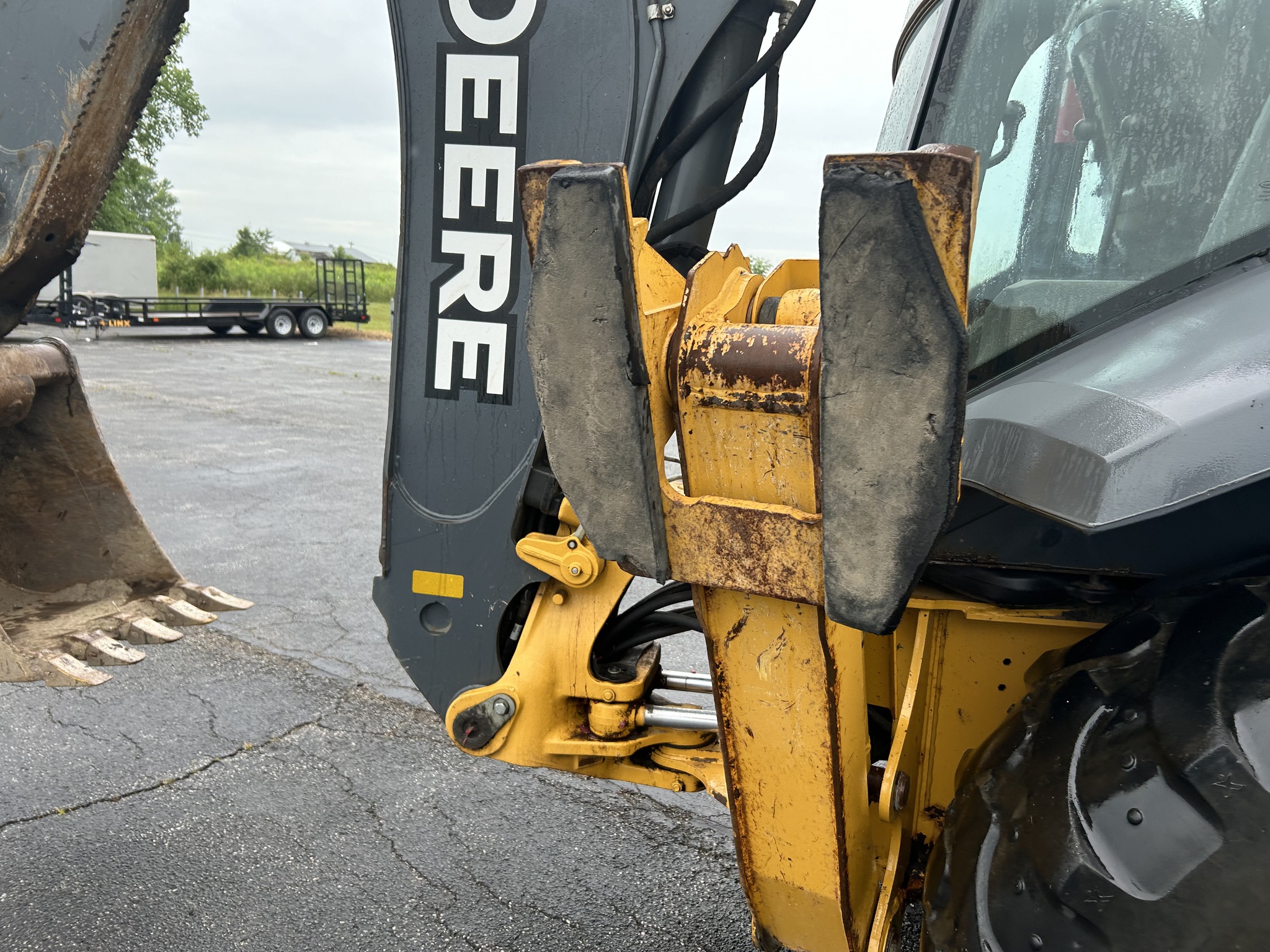 2017 John Deere 310L Image 7