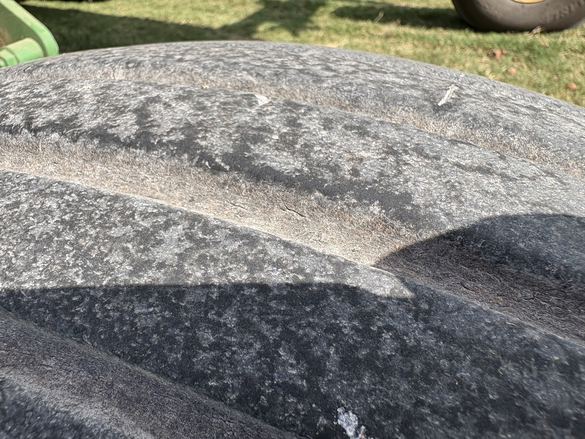 2014 John Deere W235 Image 28