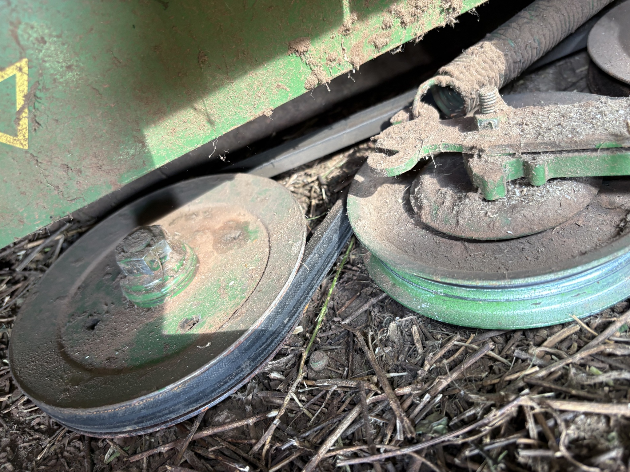 2014 John Deere W235 Image 11