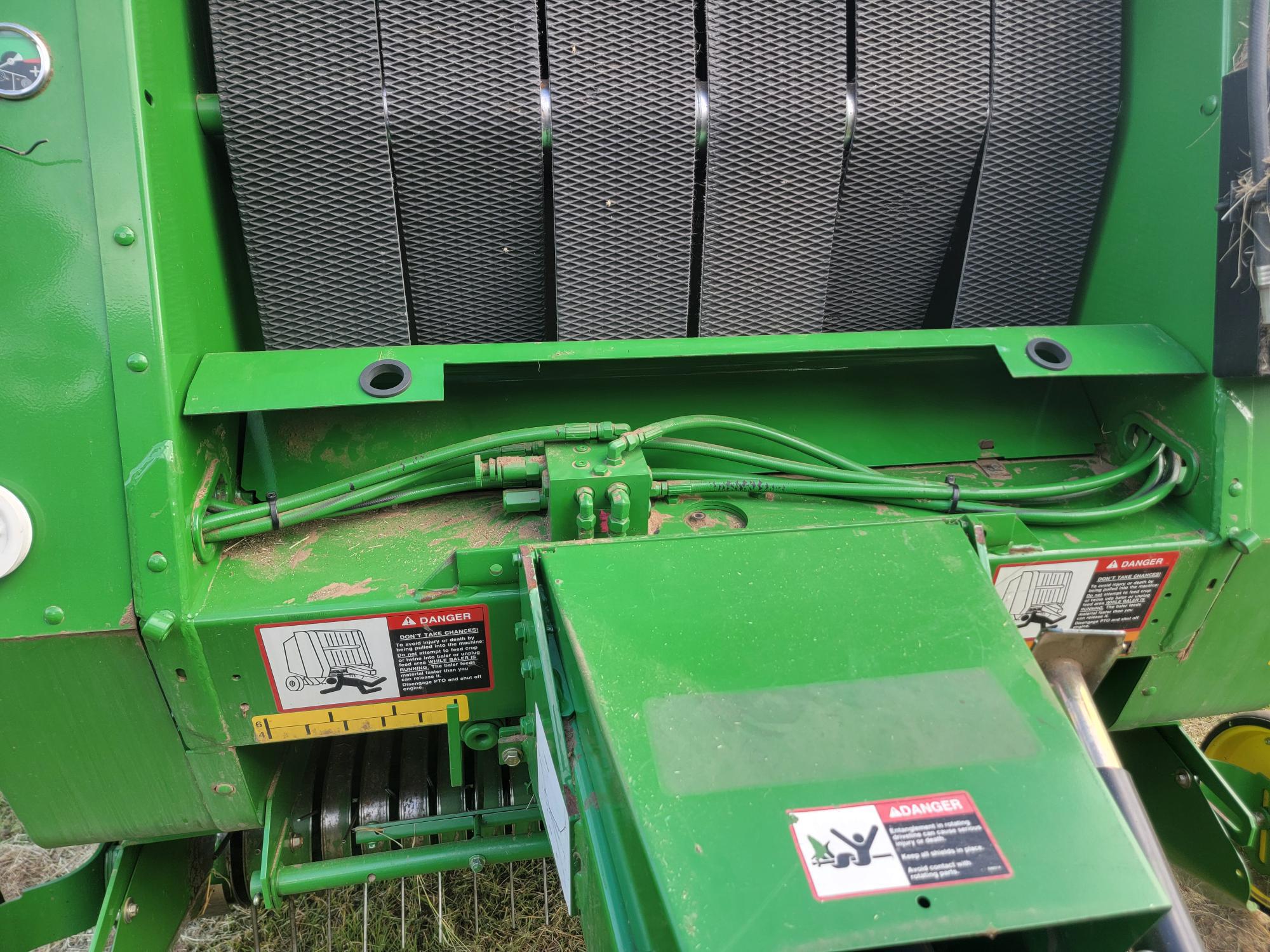 2004 John Deere 467 Image 15