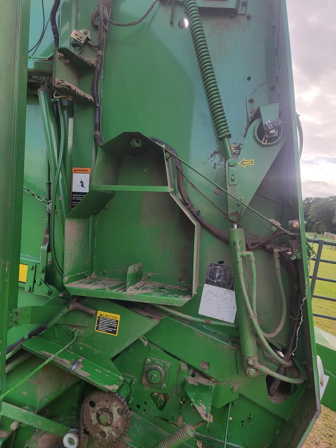 2004 John Deere 467 Image 5