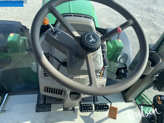 Photo of 2024 John Deere 6140M