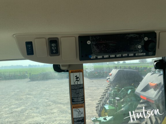 Photo of 2024 John Deere 6140M