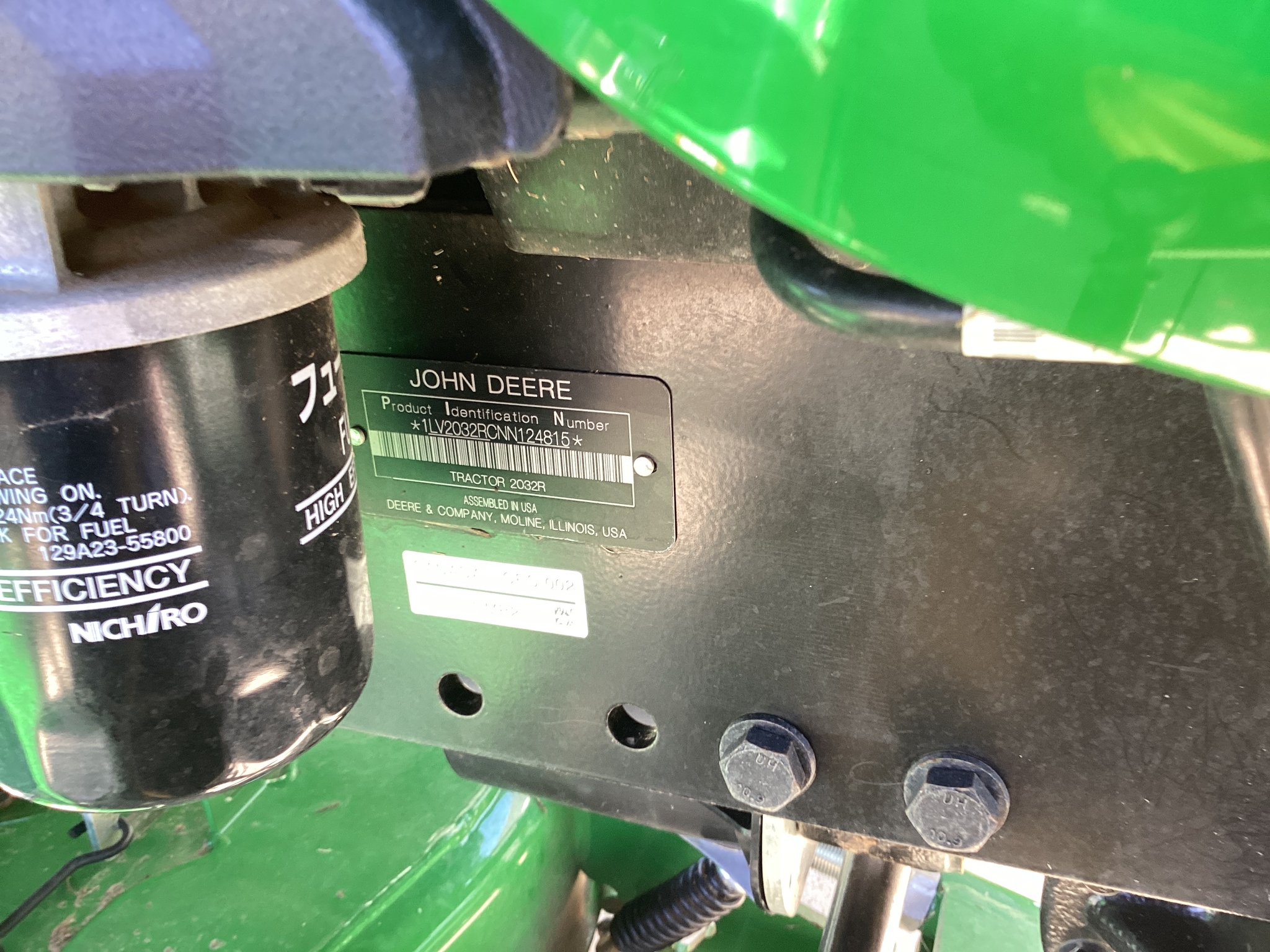 2023 John Deere 2032R Image 24