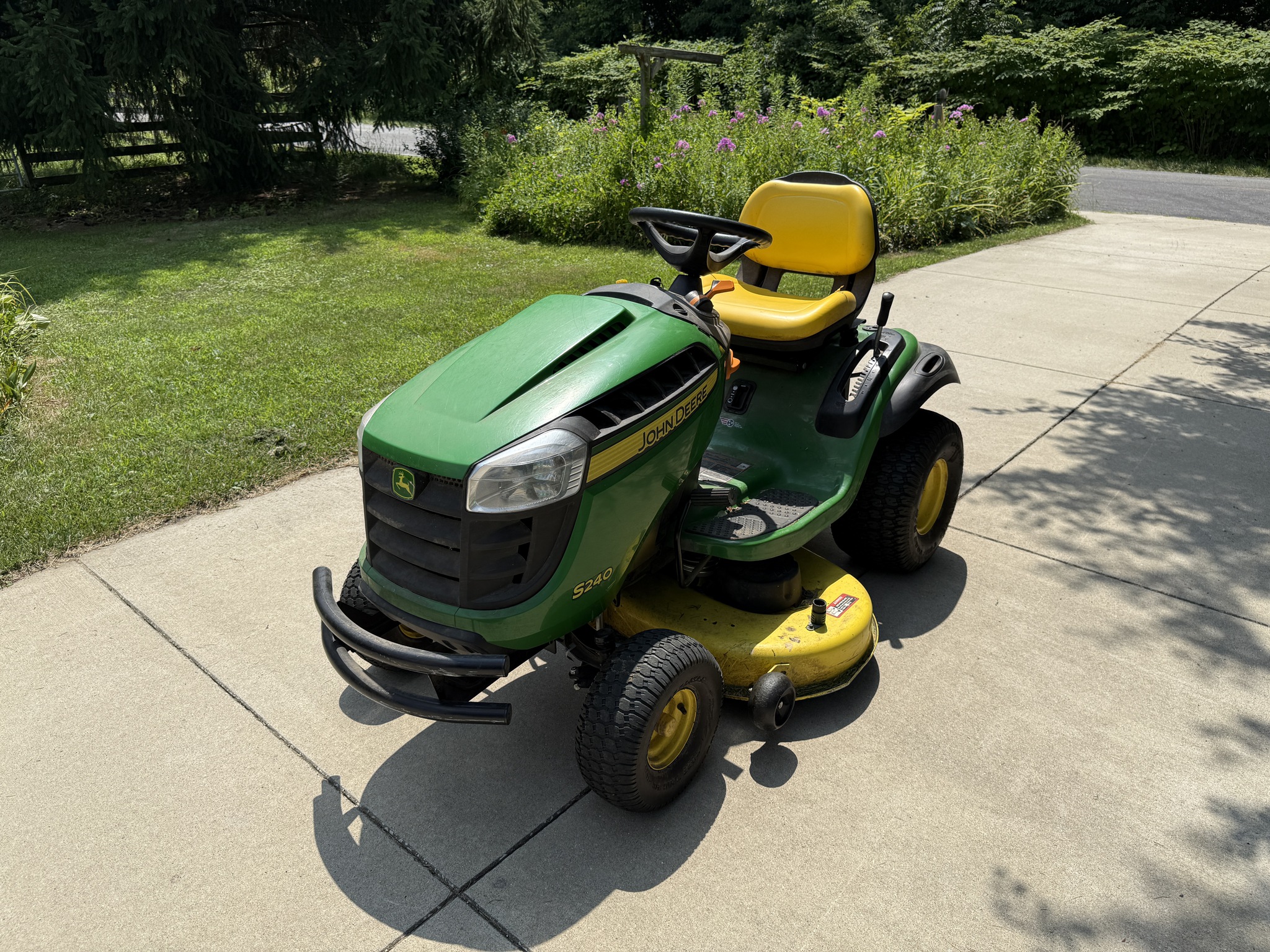 2016 John Deere S240 Image 6