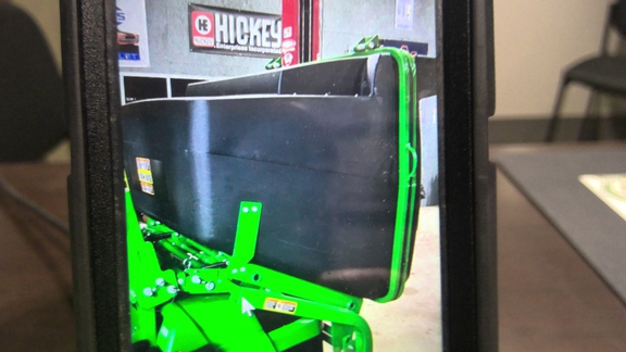 John Deere MATERIAL COLLECTION