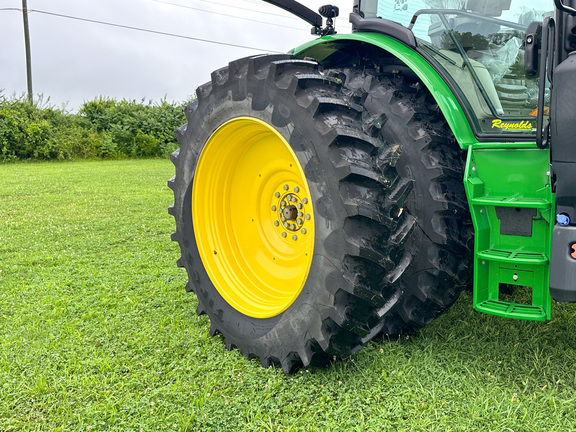 2023 John-Deere 6R 155