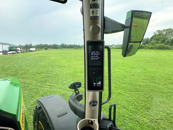 2023 John-Deere 6R 155