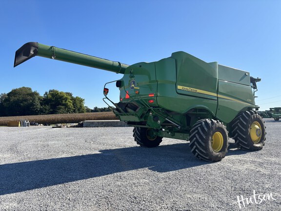 Photo of 2023 John Deere S790