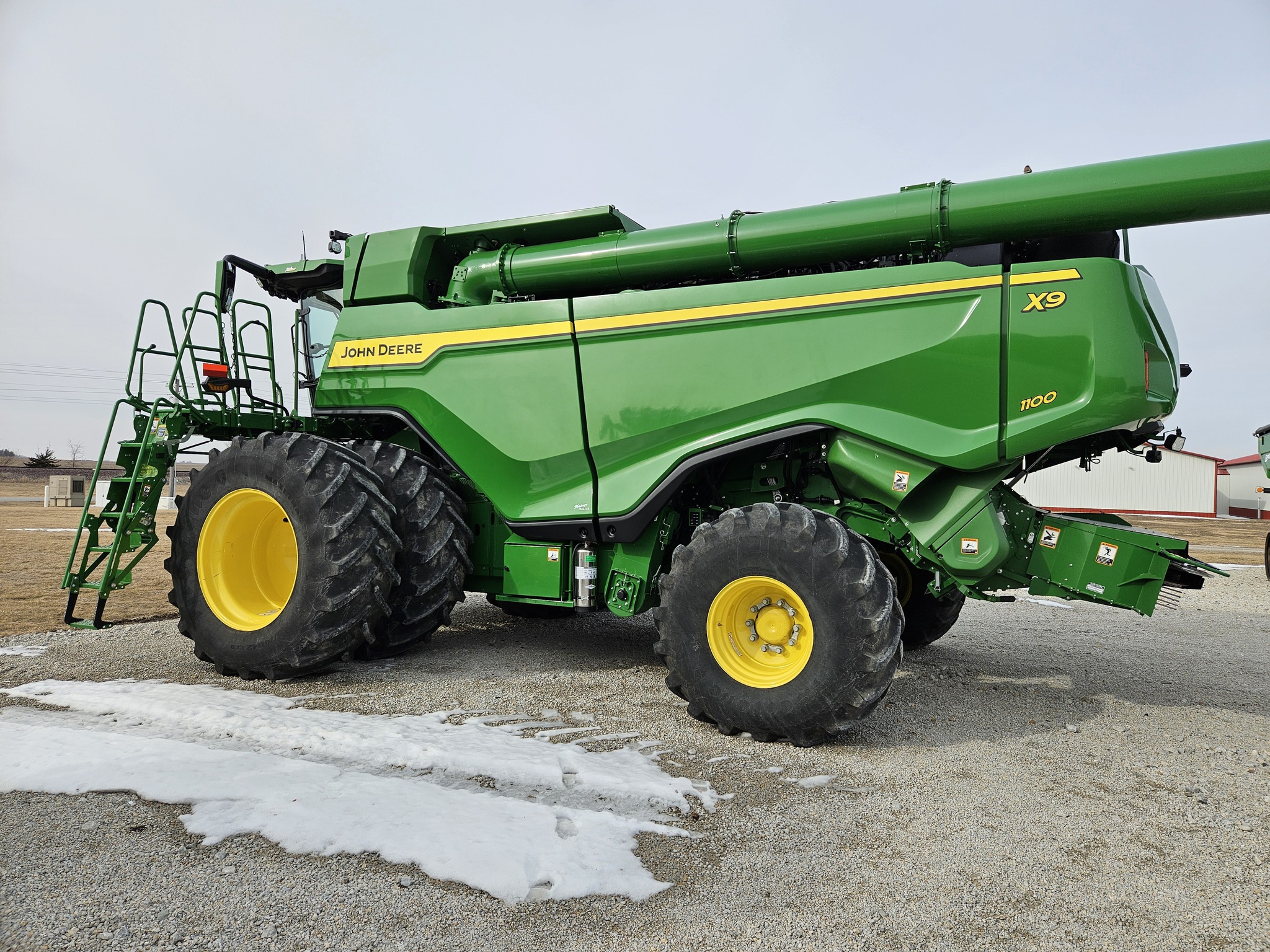  2024 John Deere X9 1100 at Heritage Tractor in Lexington, IL
