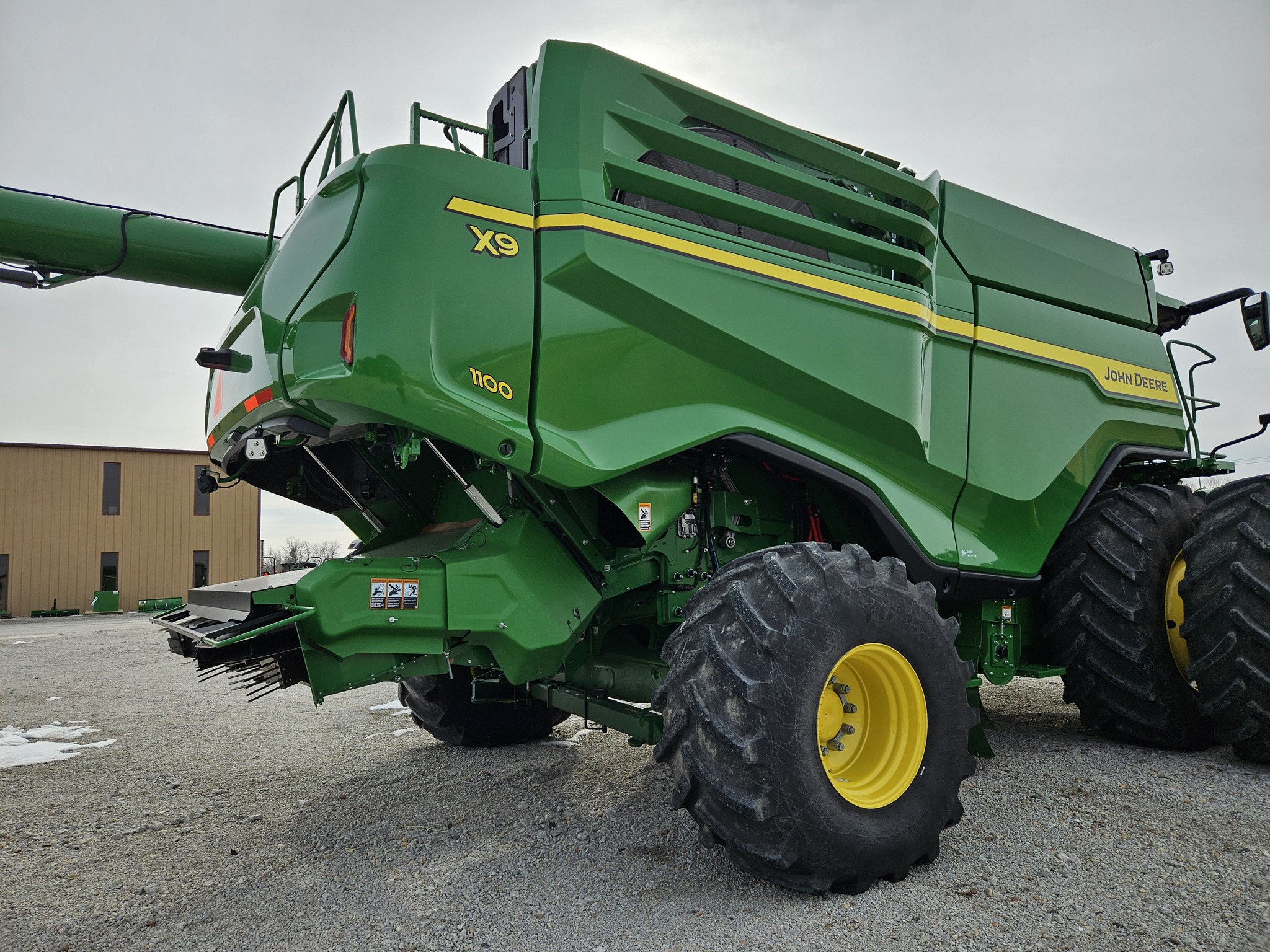  2024 John Deere X9 1100 at Heritage Tractor in Lexington, IL