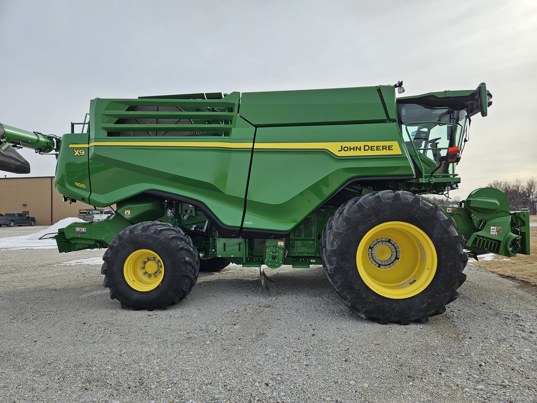  2024 John Deere X9 1100 at Heritage Tractor in Lexington, IL