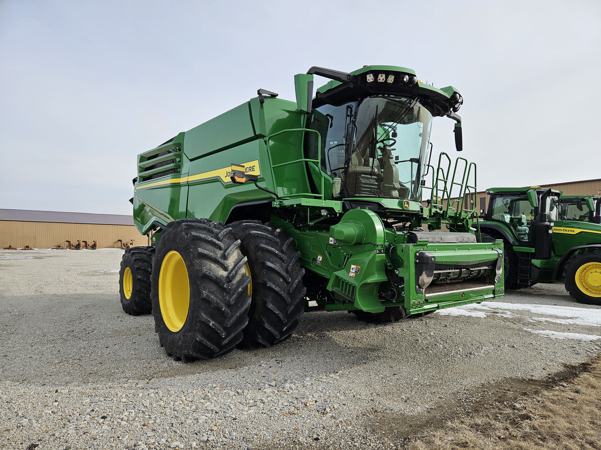 2024 John Deere X9 1100 at Heritage Tractor in Lexington, IL