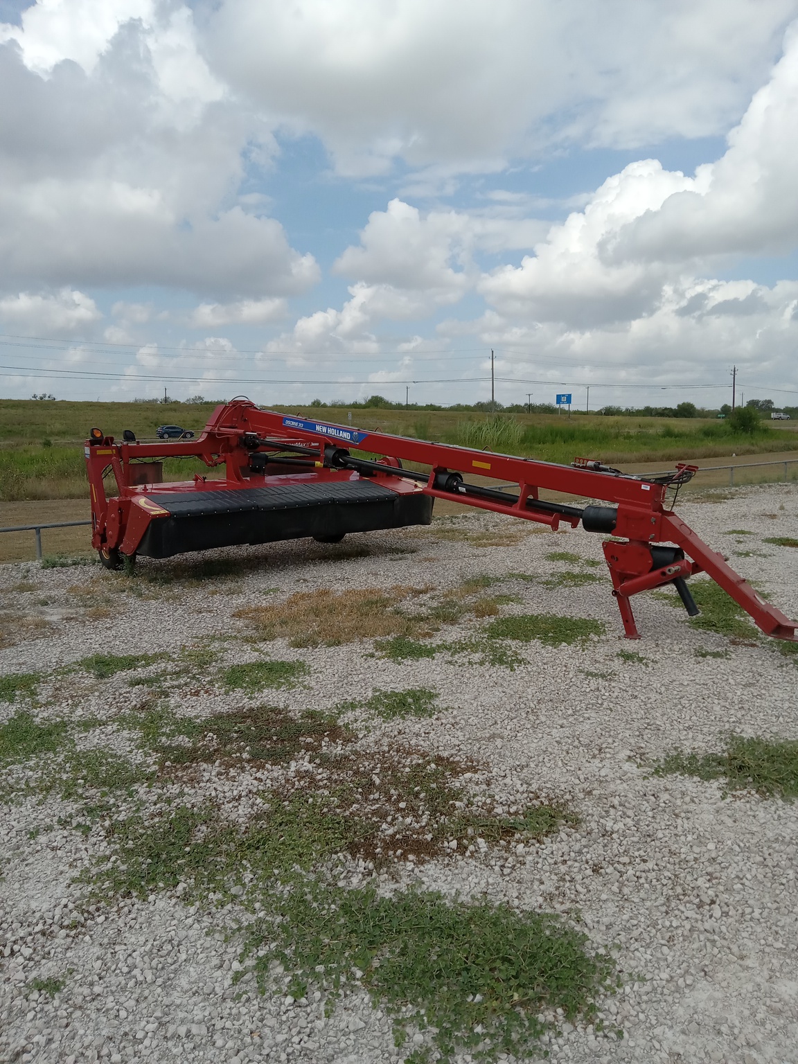 2022 New Holland 313 Image 1