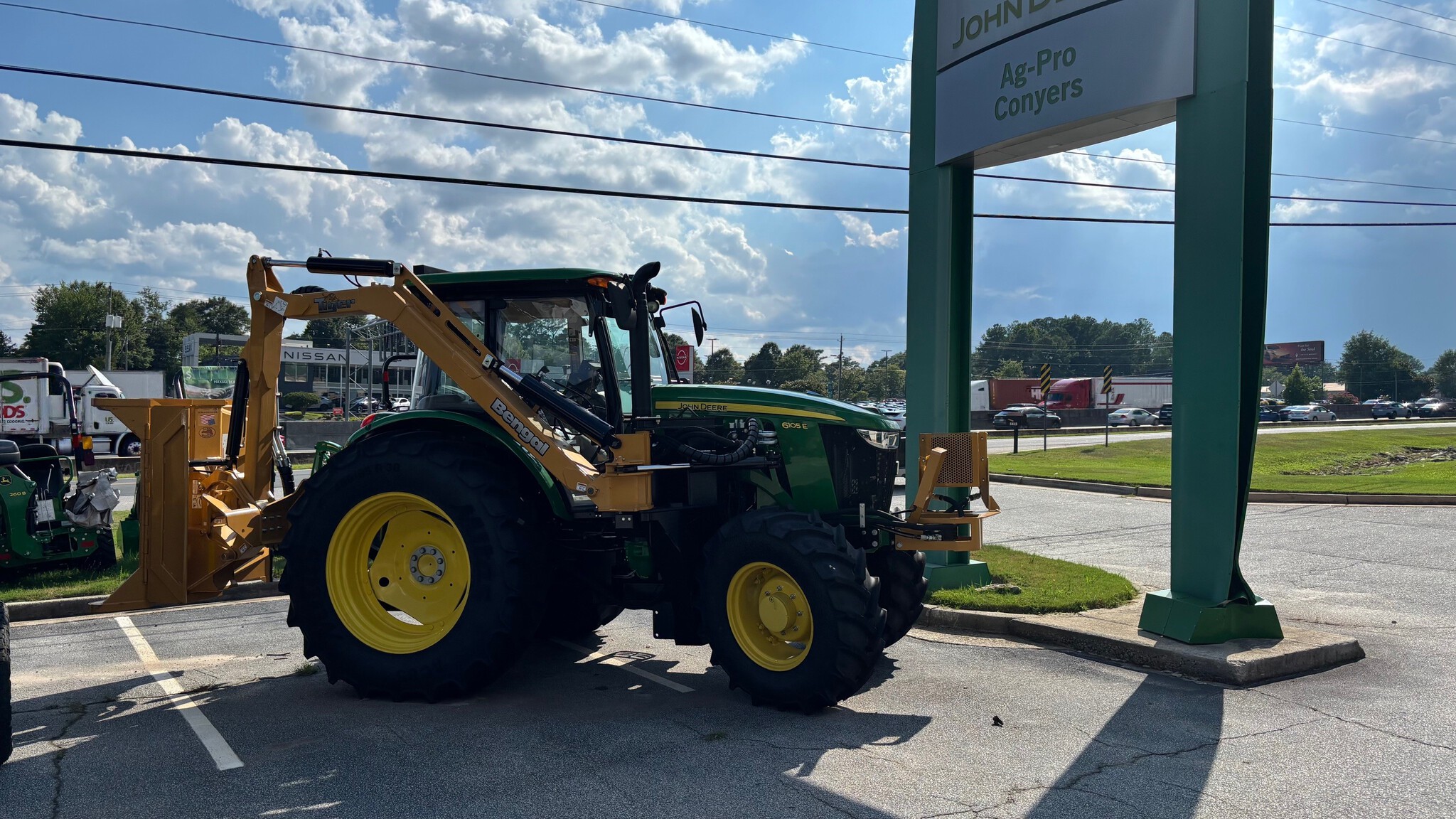 2024 John Deere 6105E Image 1