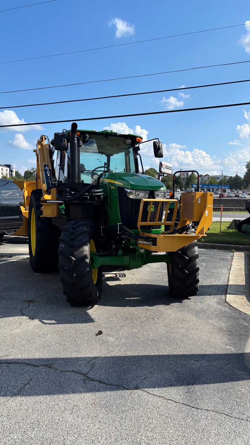 2024 John Deere 6105E Image 2
