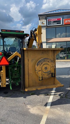 2024 John Deere 6105E