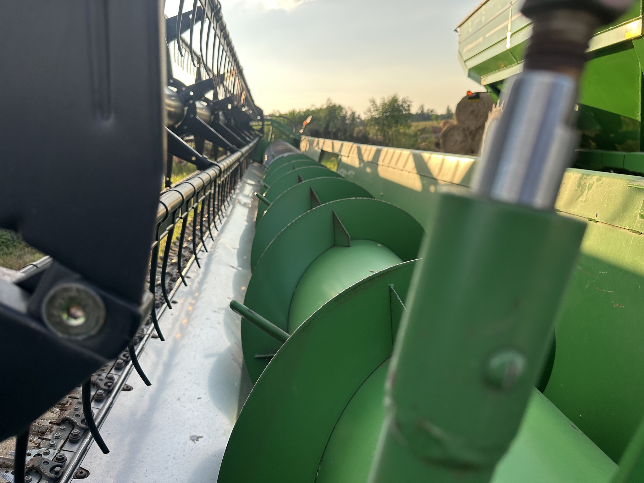 2008 John Deere 635F Image 15