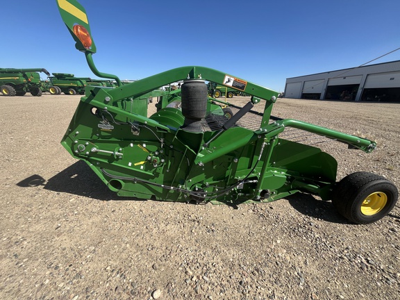 Used 2020 John Deere 615P Combine Platforms at Horizon Ag & Turf in Lloydminster, AB - Photo4