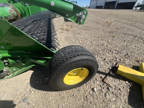 Used 2020 John Deere 615P Combine Platforms at Horizon Ag & Turf in Lloydminster, AB - Photo6