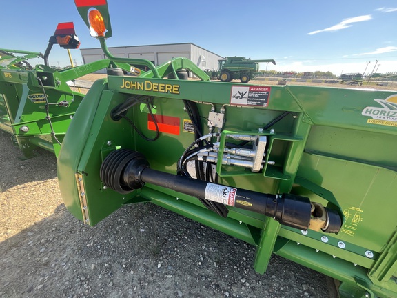 Used 2020 John Deere 615P Combine Platforms at Horizon Ag & Turf in Lloydminster, AB - Photo7