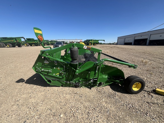 Used 2020 John Deere 615P Combine Platforms at Horizon Ag & Turf in Lloydminster, AB - Photo10