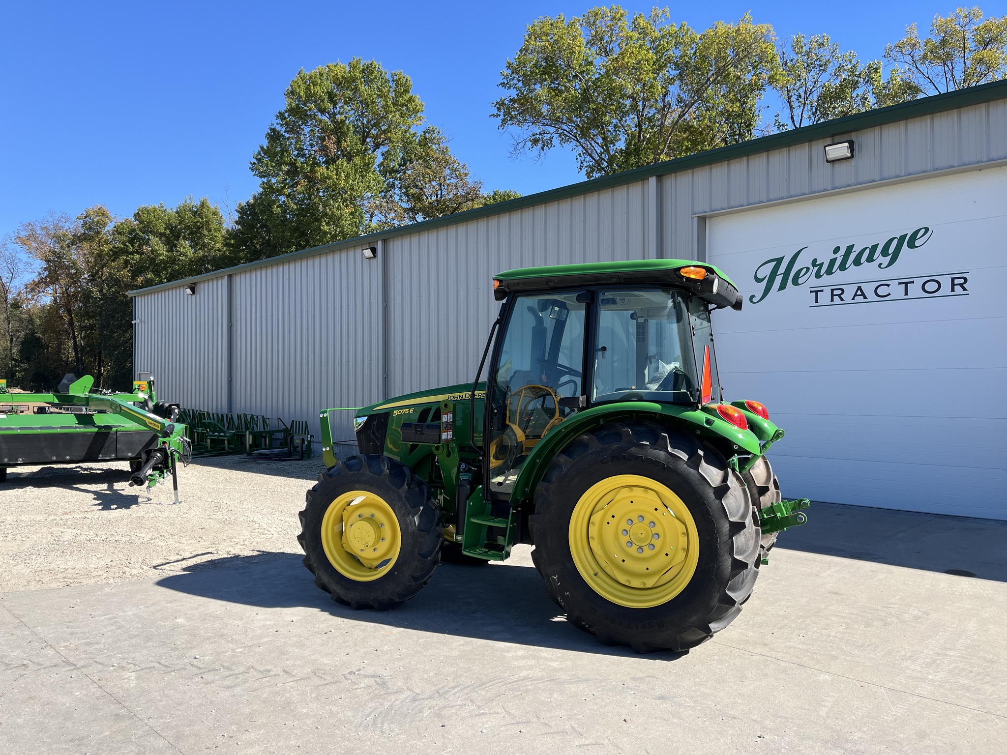  2024 John Deere 5075E at Heritage Tractor in Jefferson City, MO