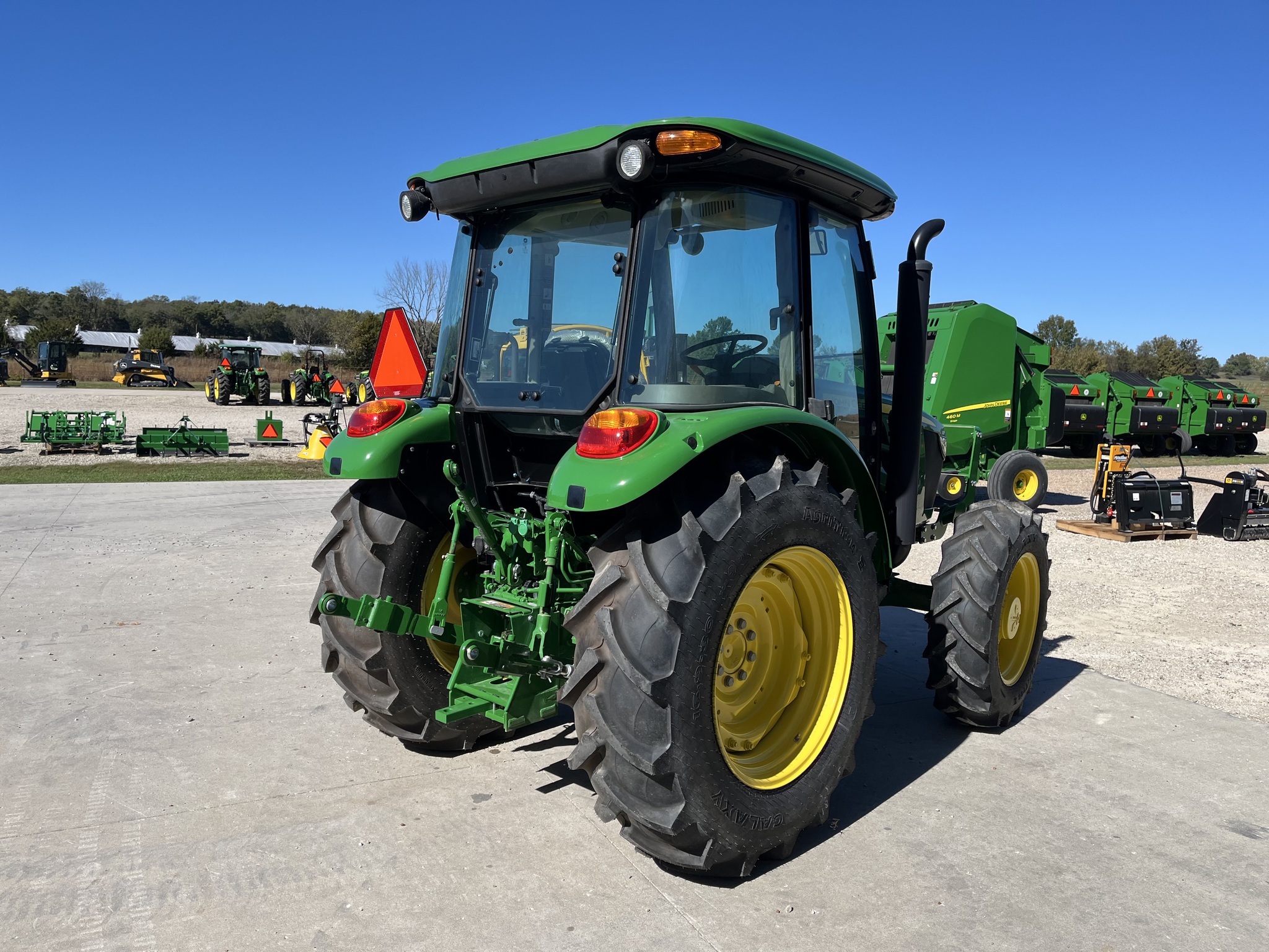  2024 John Deere 5075E at Heritage Tractor in Jefferson City, MO