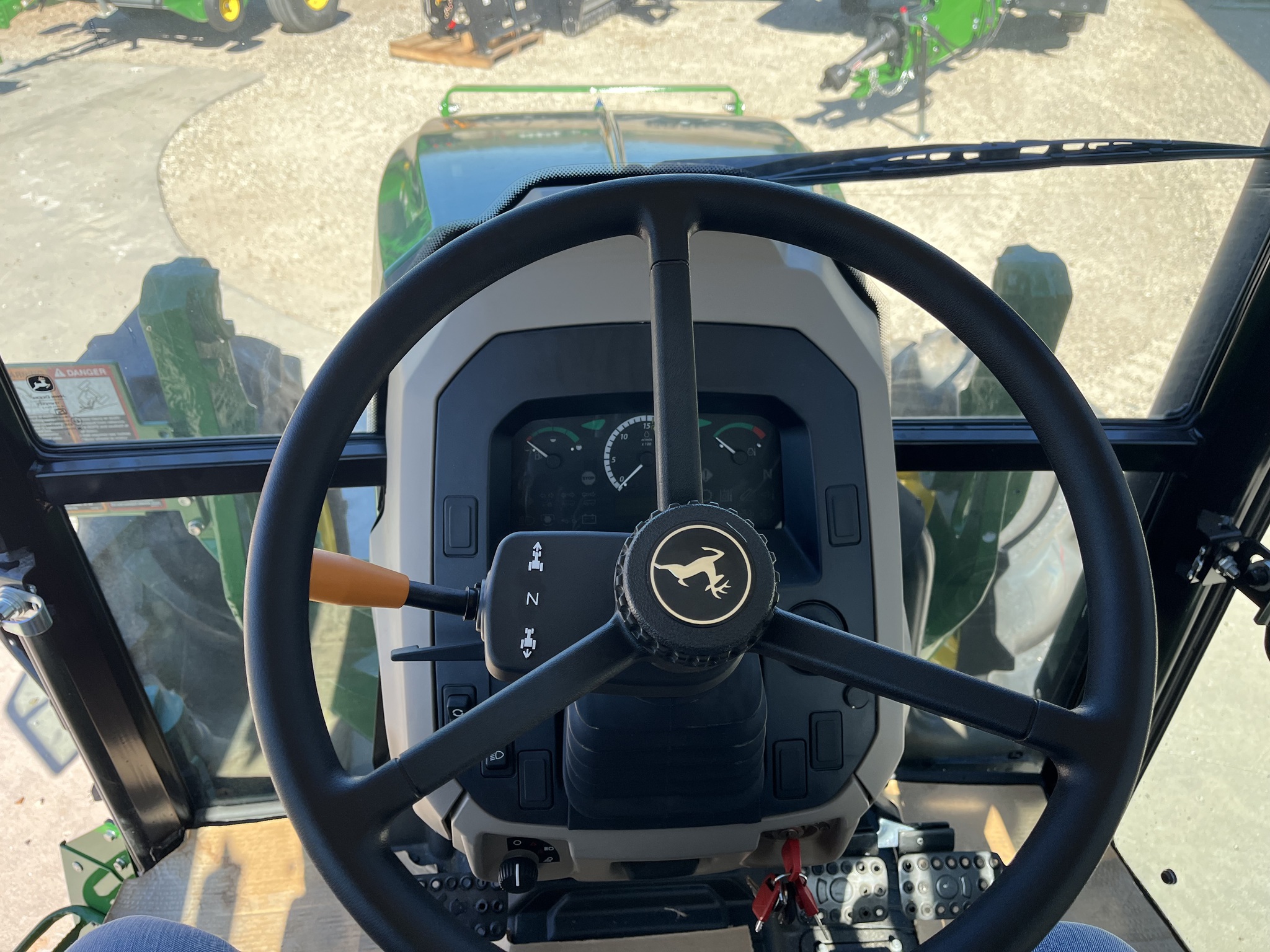  2024 John Deere 5075E at Heritage Tractor in Jefferson City, MO