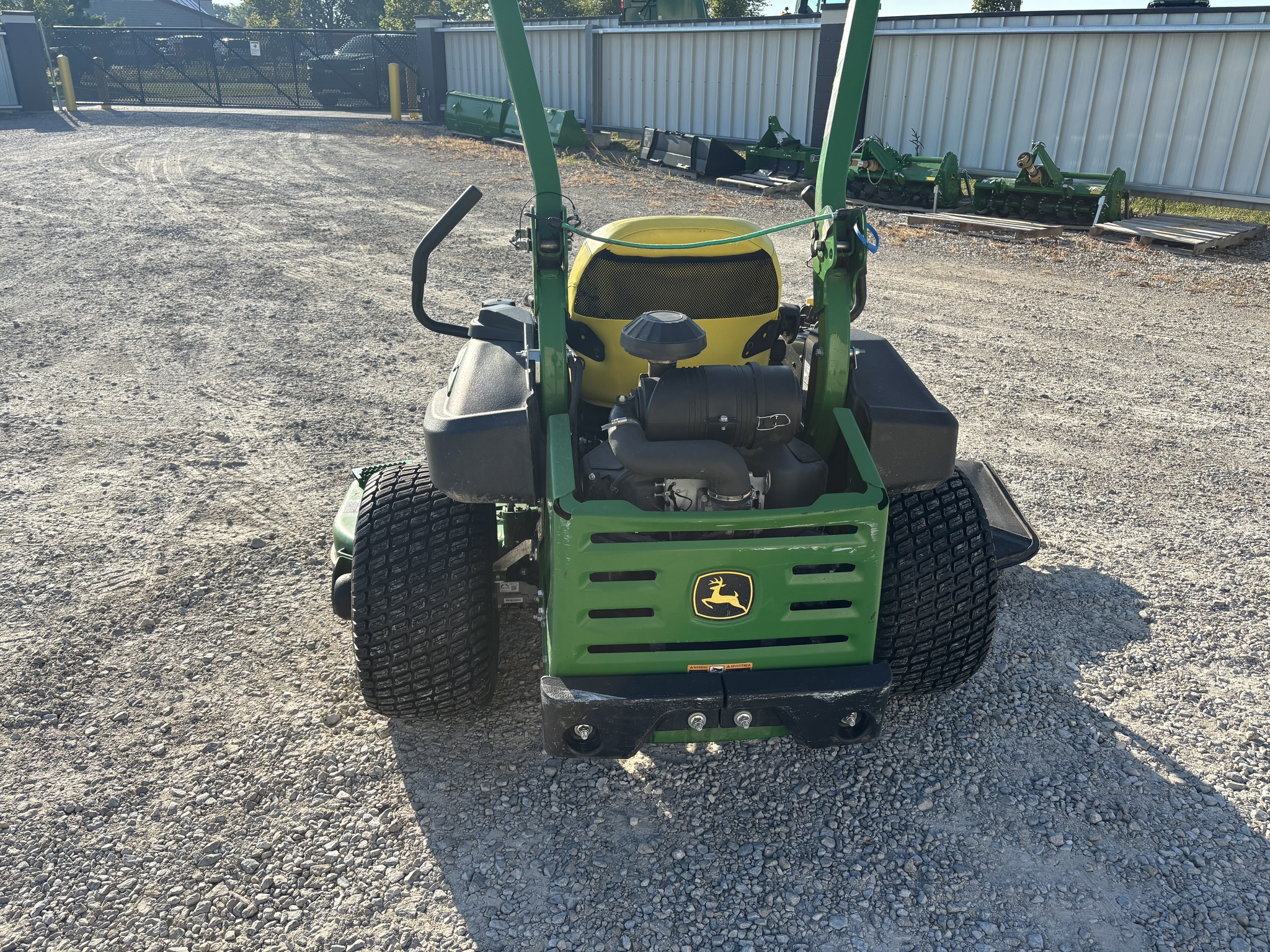 Used 2016 John Deere Z960M Zero Turn Mowers at Koenig Equipment in Franklin, IN - PhotoXL2