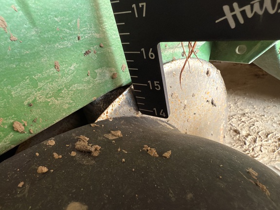 Photo of 2020 John Deere DB83